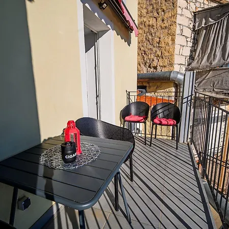 Apartmán Sleek And Stylish With Sea View *